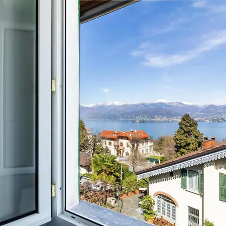 Rifugio Del - E Vista A Stresa! Guest house