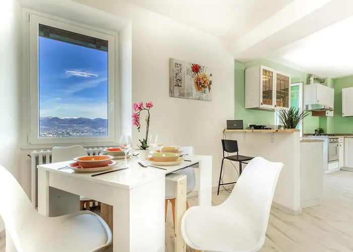 Gæstehus Rifugio Del - E Vista A Stresa! Stresa