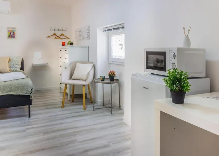 Rifugio Del - E Vista A Stresa! Στρέσα