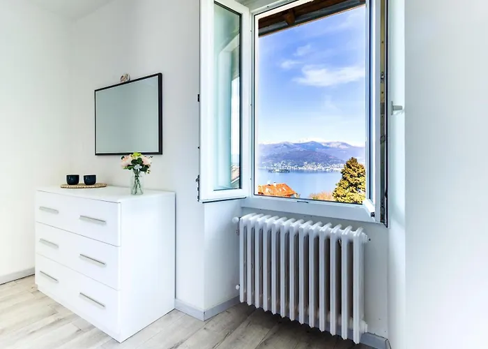 Πανσιόν Rifugio Del - E Vista A Stresa!